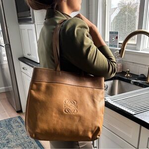 Loewe Vintage Tan Leather Tote Bag Anagram Logo Madrid Spain Shopper Work Bag